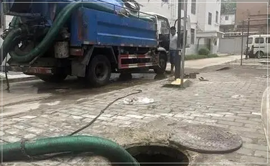 永顺化粪池抽粪吸粪案例